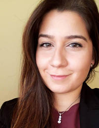 Headshot of Neilab Obaidi (Elle)