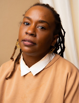 Headshot of Amélie Tintin